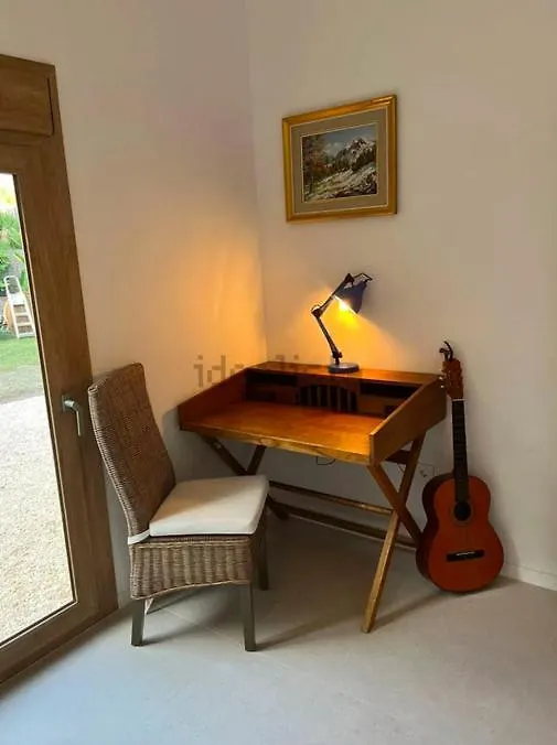 Stylish & Idyllic Finca With Private Garden 5 Min Walking From South Beach Barcelona In Gava Mar Holiday home